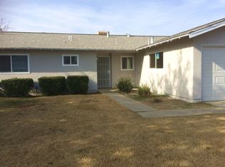 1126 Edgewood Dr, Hanford, CA 93230