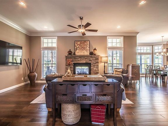 5th image of 112 Auburn Trace Pointe Ct