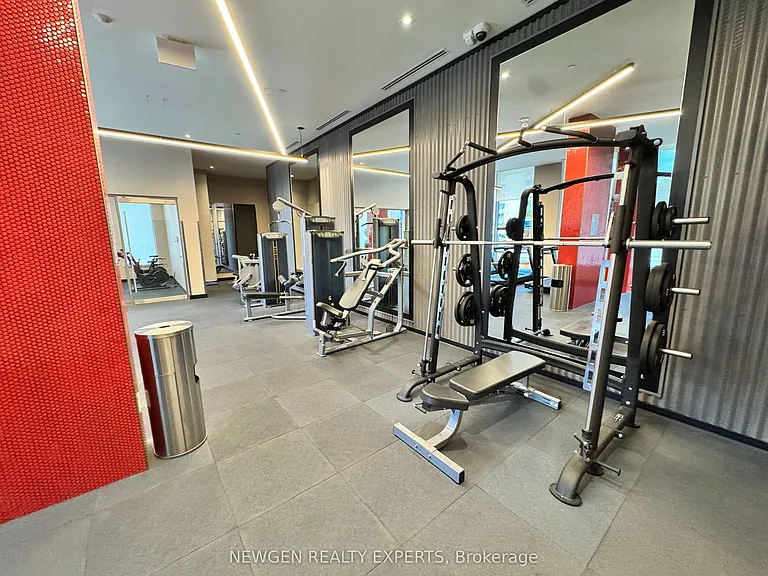 212 King William St #1220 — Photo 25