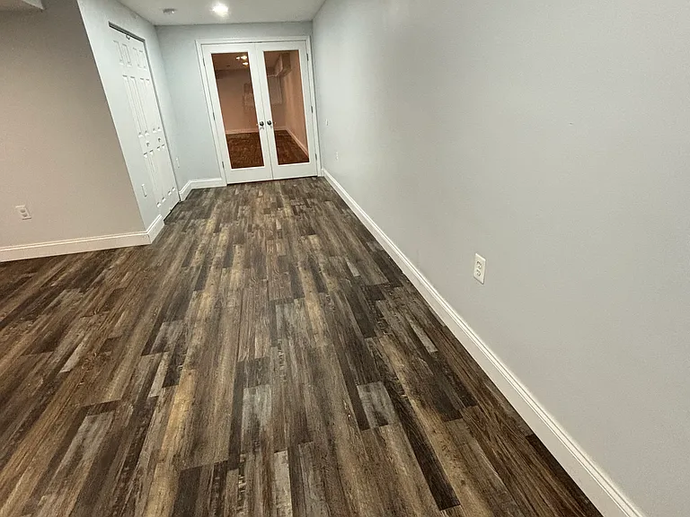 1835 Clarke Blvd — Photo 36