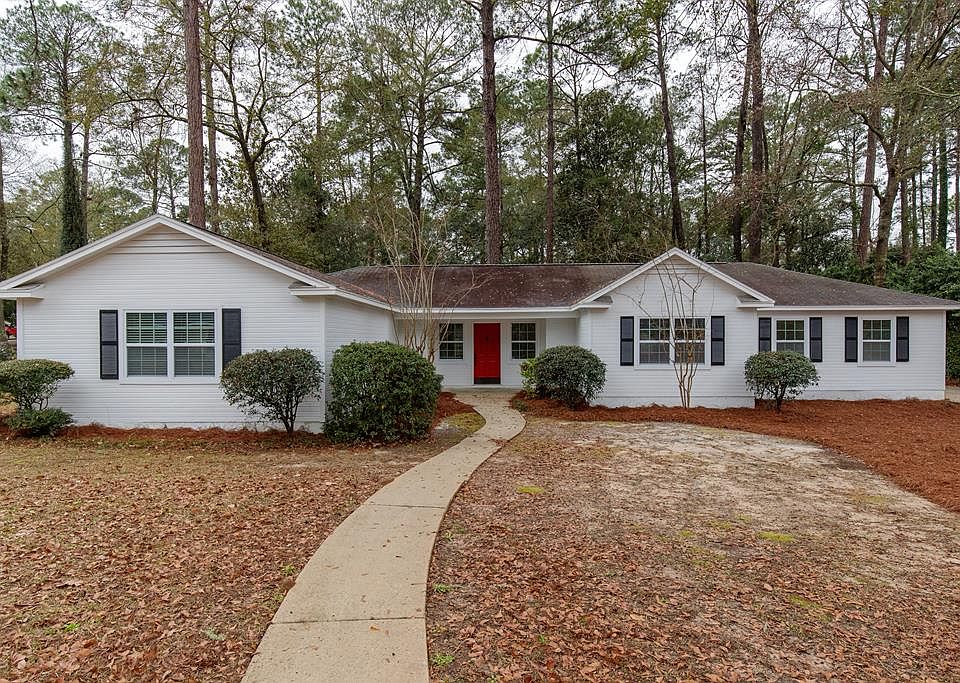 1st image of 2104 Northwood Cir