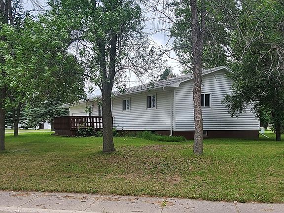 5th image of 216 1st St SE