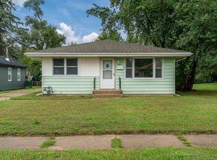 2411 Barton Blvd, Rockford, IL 61103