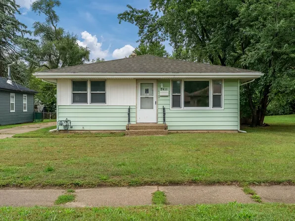 2411 Barton Blvd, Rockford, IL 61103