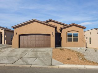 353 Wyatt Ave SW, Los Lunas, NM 87031