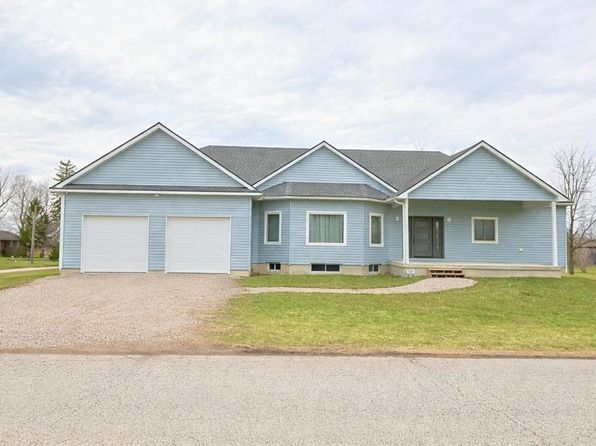 3167 Broadway St, Brooke Alvinston, ON N0N 1A0