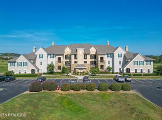 535 Rarity Bay Pkwy APT 201, Vonore, TN 37885