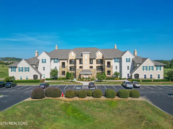 535 Rarity Bay Pkwy APT 201, Vonore, TN 37885