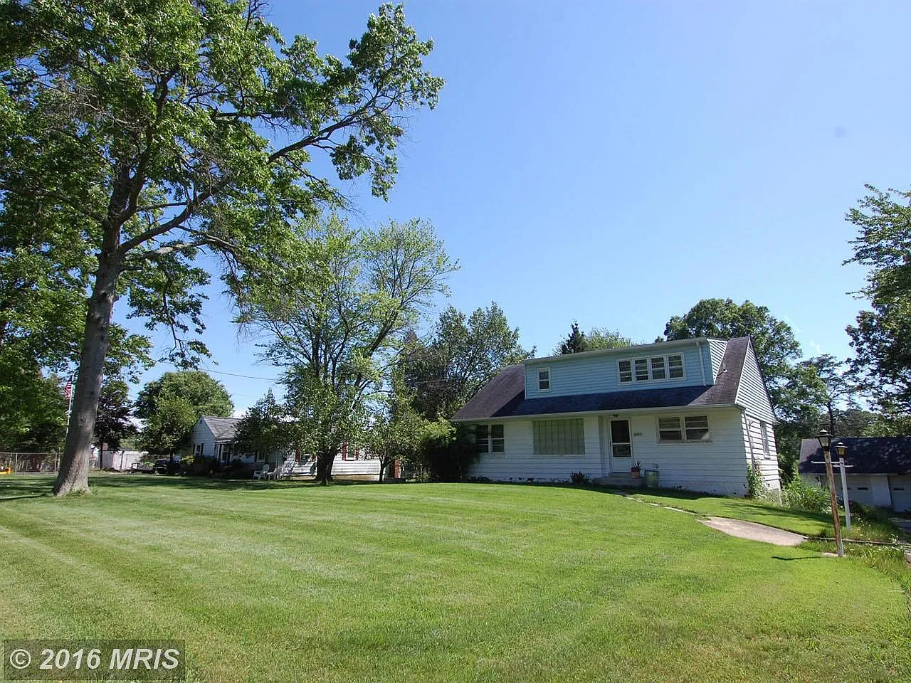 7825 Klovstad Dr photo 1