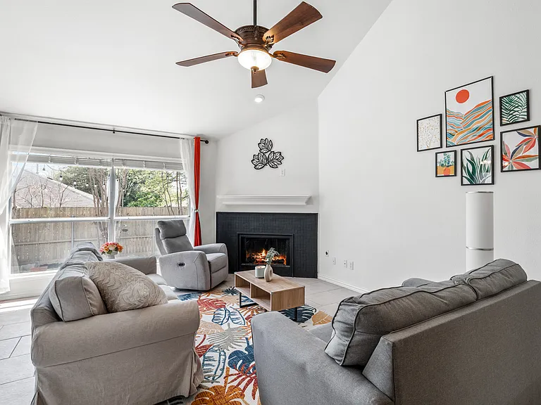 1011 Ridgecrest Dr — Photo 27