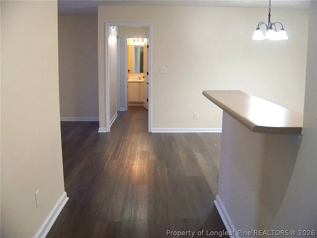 3 bed, 2.0 bath, 1400 sqft, $1,400 — Photo 4