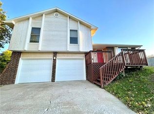 500 Applewood Rd, Warrensburg, MO 64093