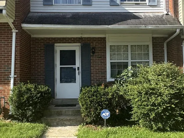 4415 Ensbrook Ln, Woodbridge, VA 22193