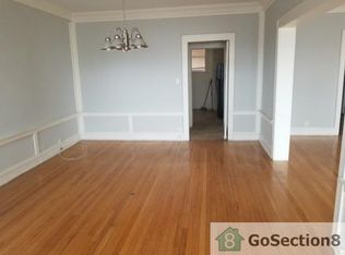 6934 S Jeffery Blvd #3, Chicago, IL 60649