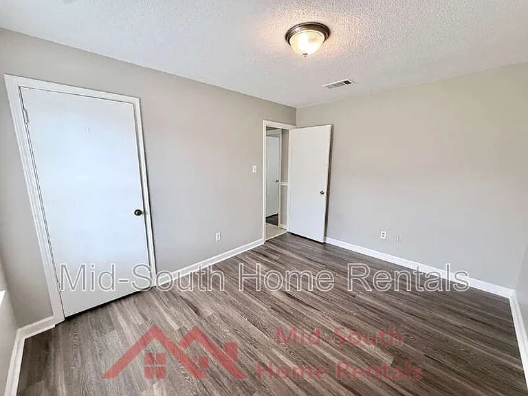 2587 Wellons Ave — Photo 14