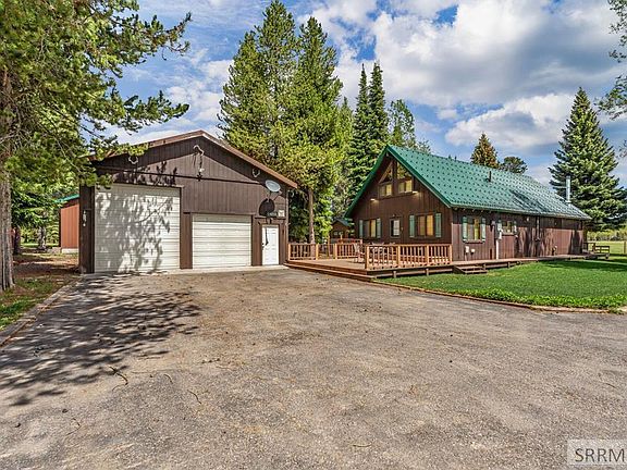 2nd image of 4013 Muskrat Rd