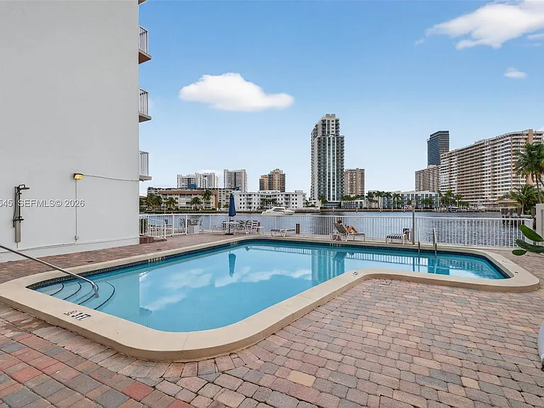 121 Golden Isles Dr #205 — Photo 54