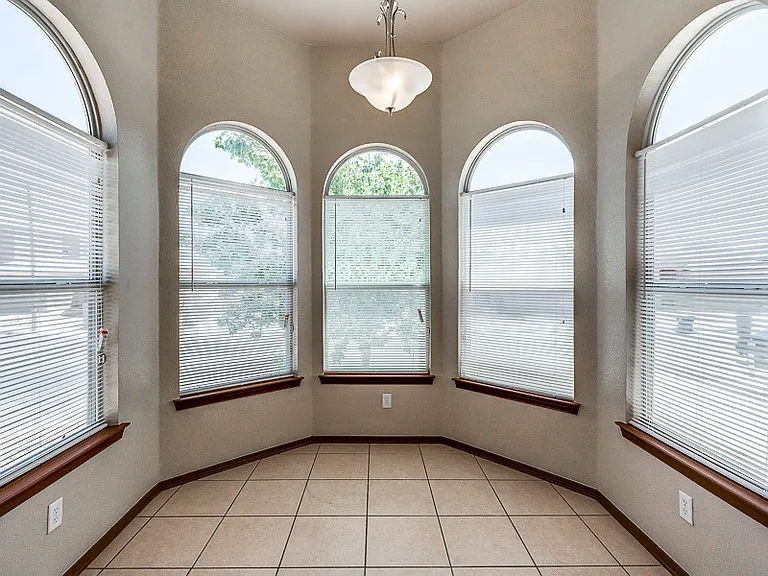 5337 Manuel Puentes Ct — Photo 12