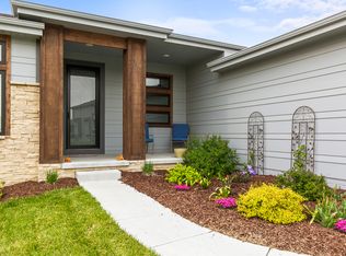 12618 Schirra St, Omaha, NE 68138