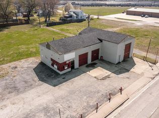 310 McCambridge Ave, Madison, IL 62060