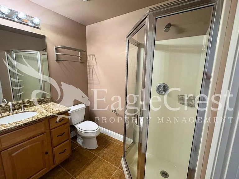 44 Vinehill Dr — Photo 78