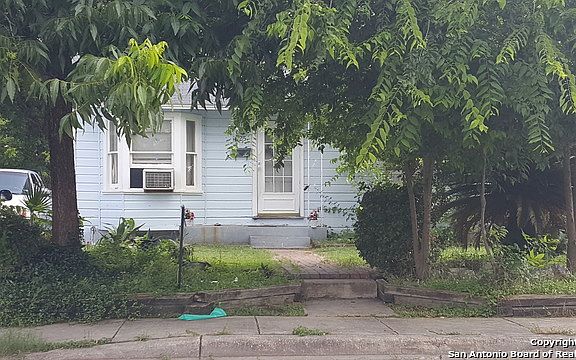 2nd image of 1025 San Francisco St