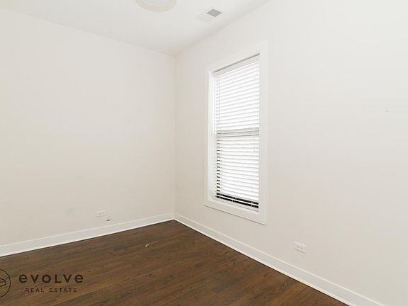 5th image of 1600 W Belle Plaine Ave #1MT