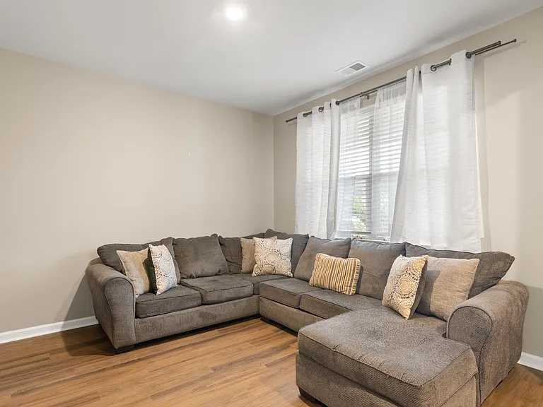 103 Cardinal Flower Ct — Photo 5