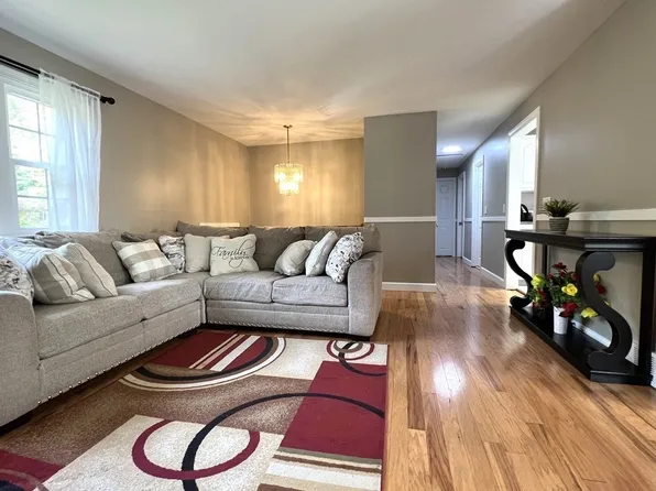 38 Goldie Rd, West Bridgewater, MA 02379