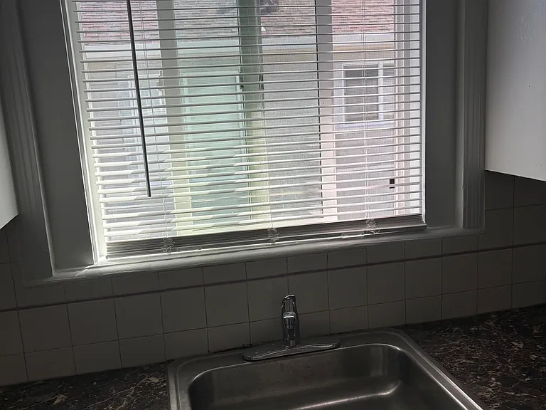 1411 E 3rd Ave #6 — Photo 17