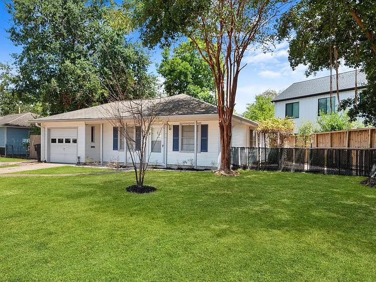 1510 Afton St — Photo 25
