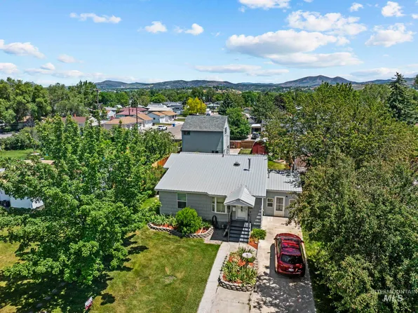 992 Cahoon Ave, Pocatello, ID 83201