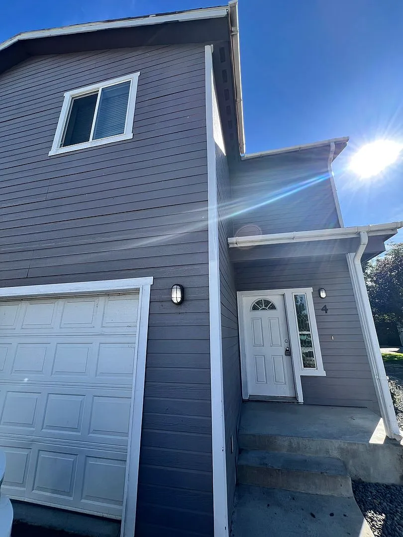 Building Photo - 1620 W Lee St #4