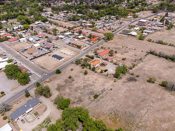 2nd image of 0 La Joya St