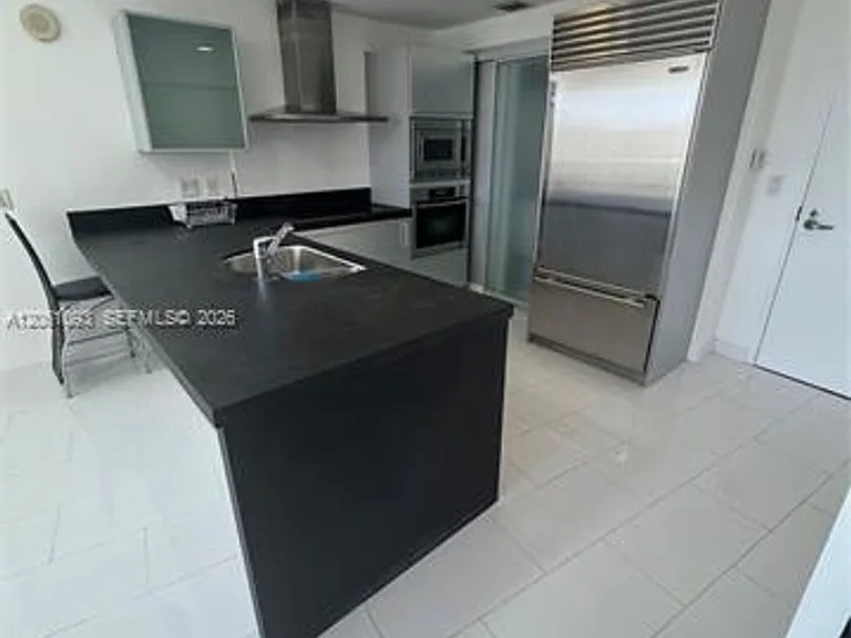 18201 Collins Ave #CU-608 — Photo 1
