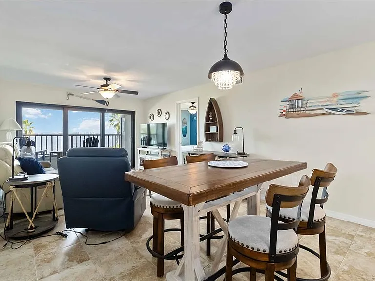 1500 Park Beach Cir #2F — Photo 11