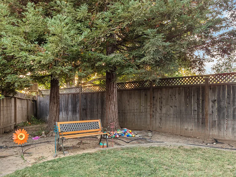 808 Milsom Pl — Photo 26