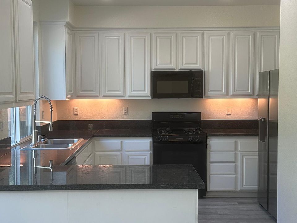 1st image of 6828 Copper Glen Cir
