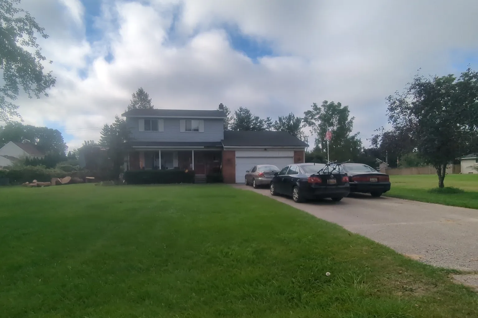 11024 Tillson Dr photo 1