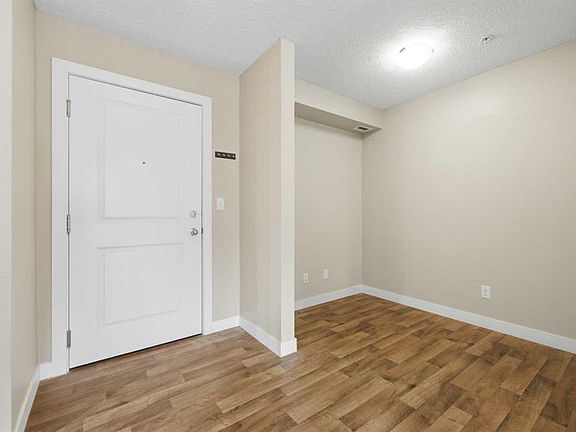 3rd image of 625 S Glenbow Dr #1110