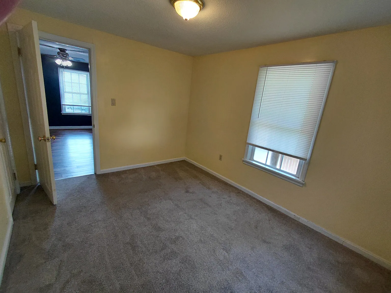 2 bed, 868 sqft, $1,850 — Photo 4