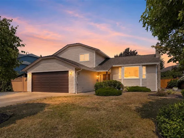 3137 Antrobus Cres, Colwood, BC V9B 5M8