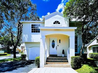 11814 NW 13th St, Pembroke Pines, FL 33026