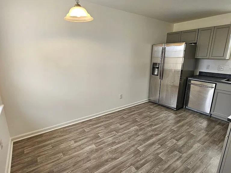 404 Chaps Ct — Photo 4