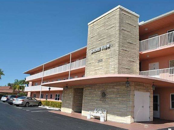 2nd image of 1819 Shore Dr S