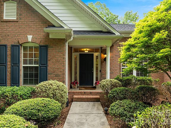 4th image of 101 Woodwinds Dr