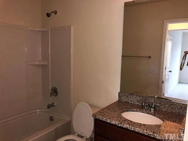 1125 Kudzu St — Photo 3