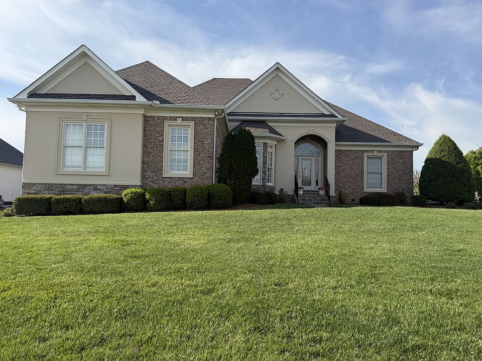 1st image of 414 Ridgecrest Ln