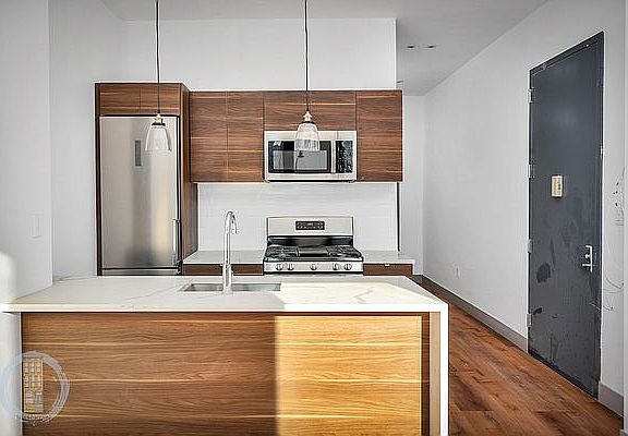 5th image of 3 Spencer Pl #5A