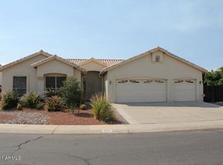 604 S Sahuaro Dr, Gilbert, AZ 85233